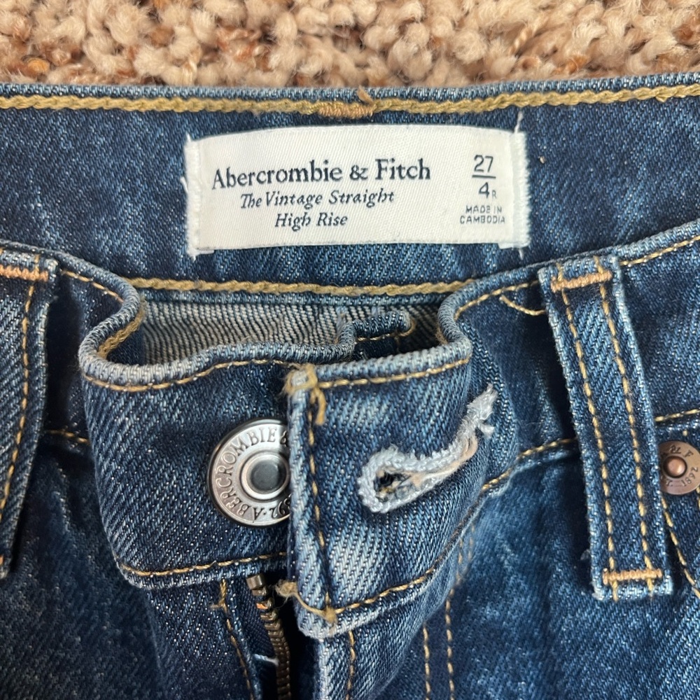 Abercrombie & Fitch High Rise Vintage Straight Jeans - Dark Blue